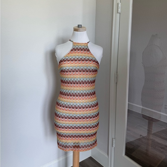 Multi-coloured halterneck mini dress - Picture 2 of 3